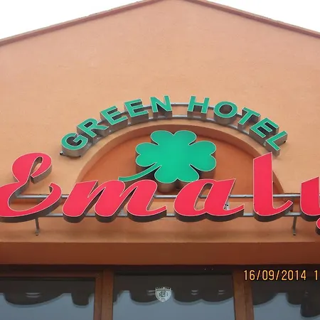 Family Emaly Green Hotel 3*