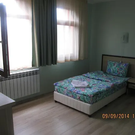 Szálloda Family Emaly Green Szapareva Banja