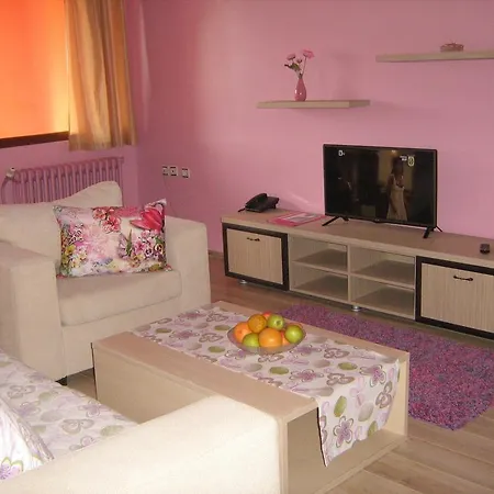 Szálloda Family Emaly Green