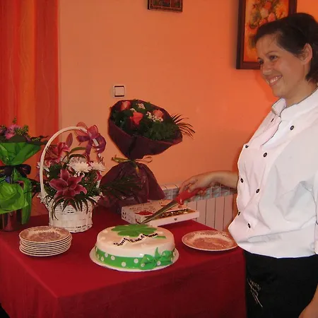 Hotel Family Emaly Green 3*
