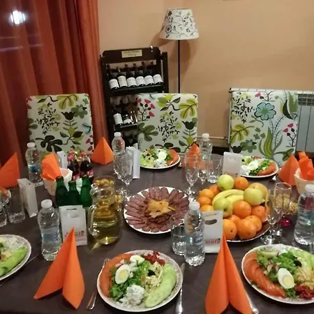 Hotel Family Emaly 3*